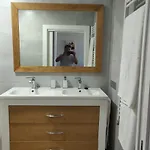 La 10 Apartament *