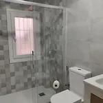 La 10 Apartament *