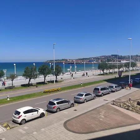 Apartament La 10 *
